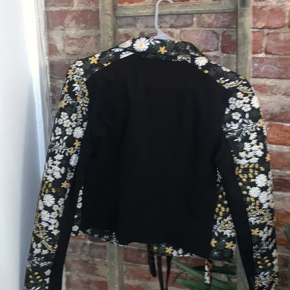 Loft Daisy Jacquard Moto Jacket - Picture 3 of 3